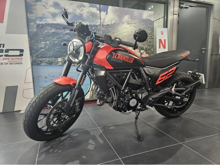 DUCATI SCRAMBLER FULL THROTTLE