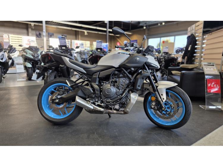 YAMAHA MT-07 A2 /!\ PROMO SUR VEHICULES NEUFS JUSQU'A -1000€ /!\