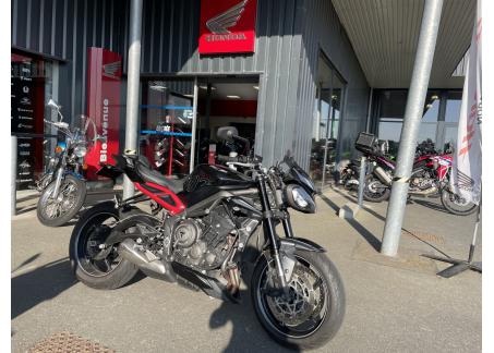 TRIUMPH STREET TRIPLE 765