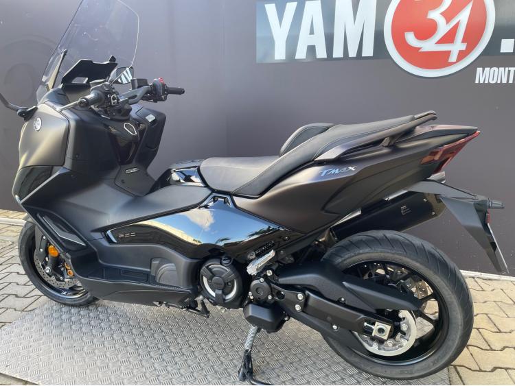 YAMAHA XP T-MAX 560 TECH MAX AKRAPOVIC