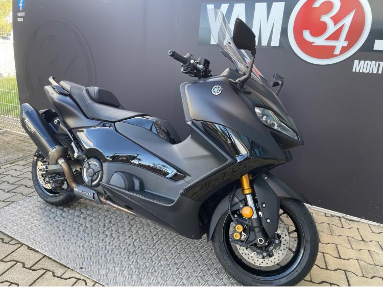 YAMAHA XP T-MAX 560 TECH MAX AKRAPOVIC