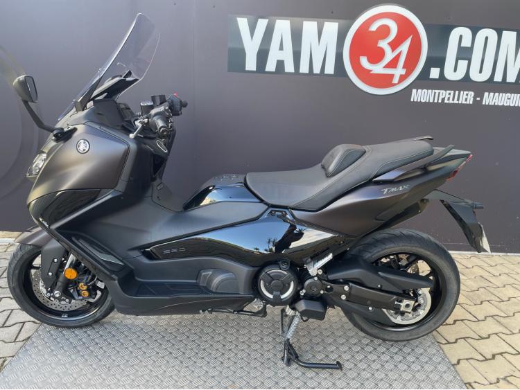 YAMAHA XP T-MAX 560 TECH MAX AKRAPOVIC