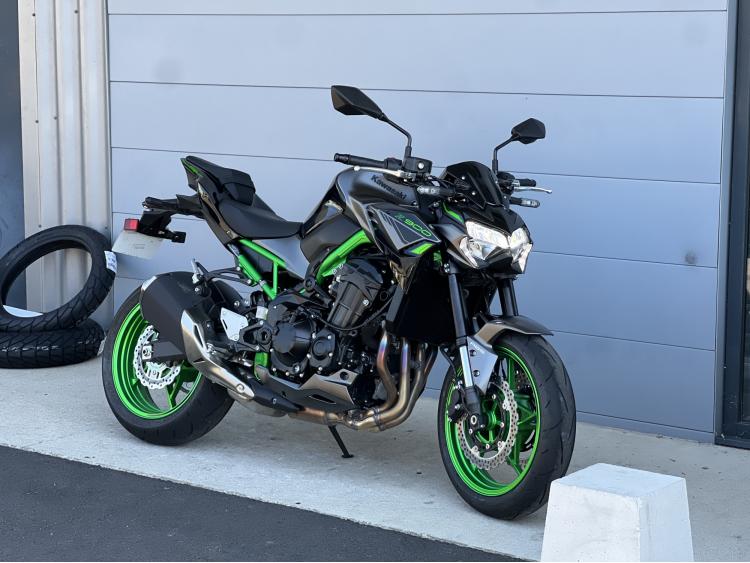 KAWASAKI Z 900