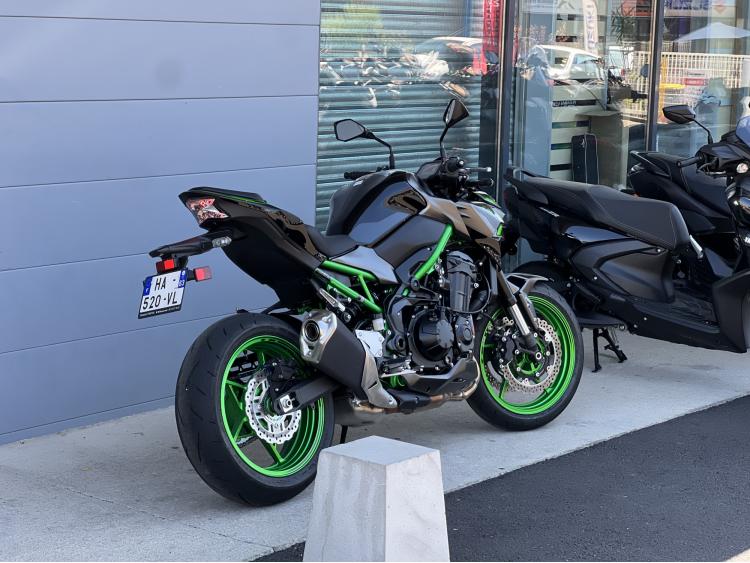 KAWASAKI Z 900