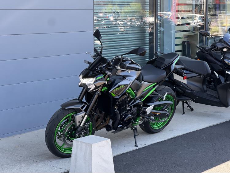 KAWASAKI Z 900