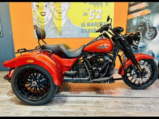 HARLEY-DAVIDSON TRIKE FREEWHEELER 1868