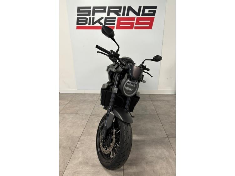 HONDA CB 1000 R