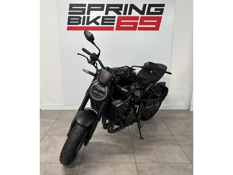 HONDA CB 1000 R