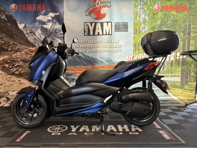 YAMAHA X-MAX 125