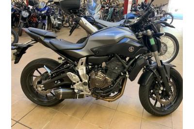 YAMAHA MT-07