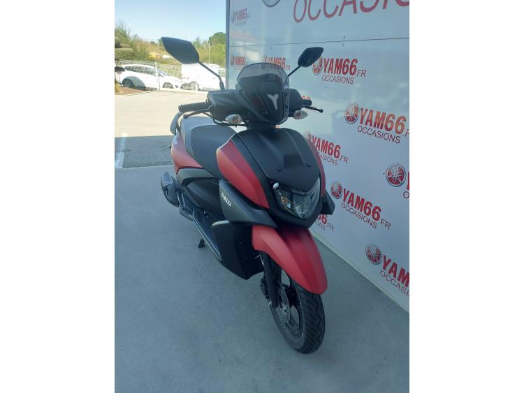 YAMAHA RayZR 125