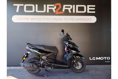 YAMAHA RayZR 125