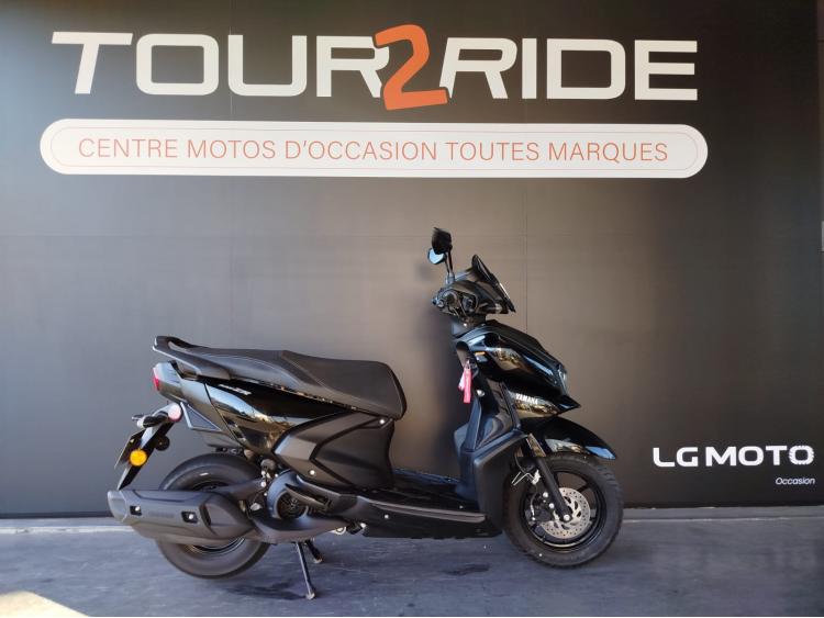 YAMAHA RayZR 125