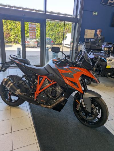 KTM 1290 SUPER DUKE GT