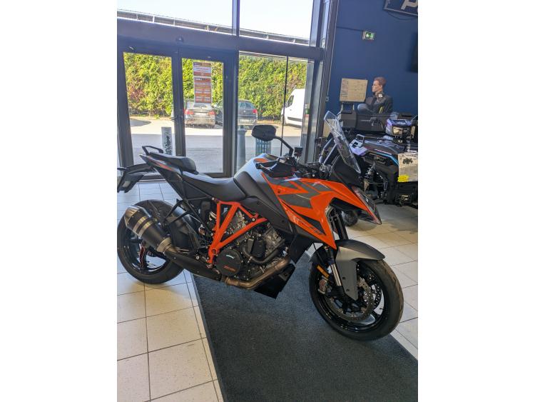 KTM 1290 SUPER DUKE GT