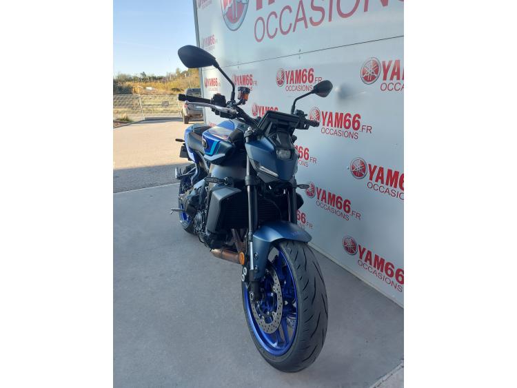 YAMAHA MT-09  Y-AMT
