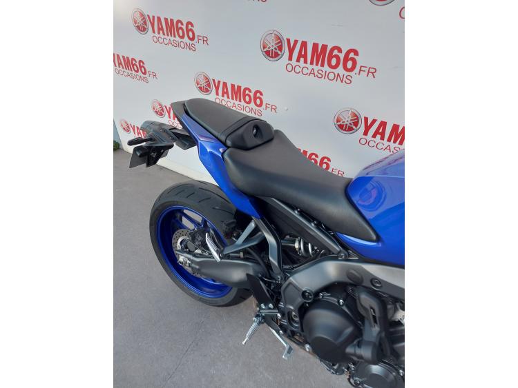 YAMAHA MT-09  Y-AMT