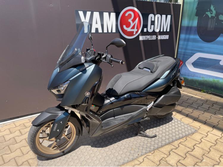 YAMAHA XMAX 300 Tech Max
