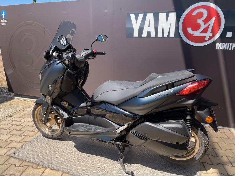 YAMAHA XMAX 300 Tech Max