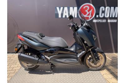 YAMAHA XMAX 300 Tech Max