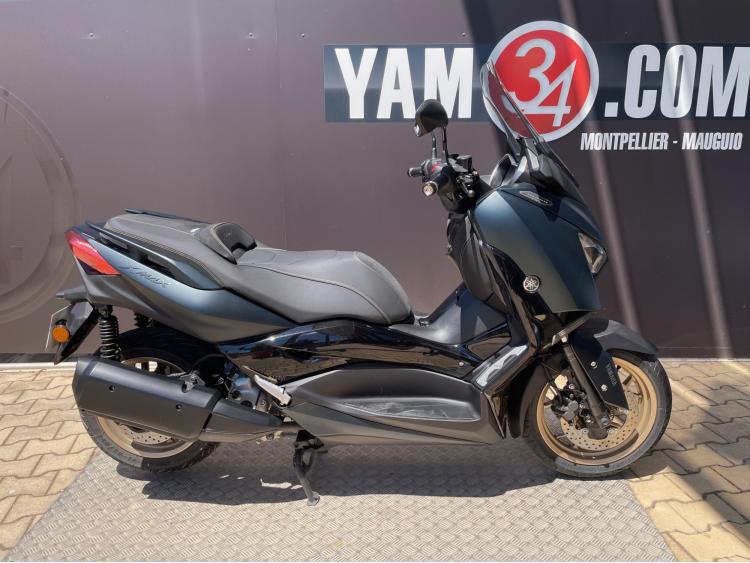YAMAHA XMAX 300 Tech Max