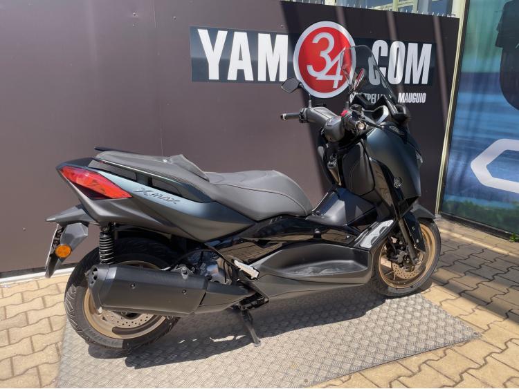 YAMAHA XMAX 300 Tech Max