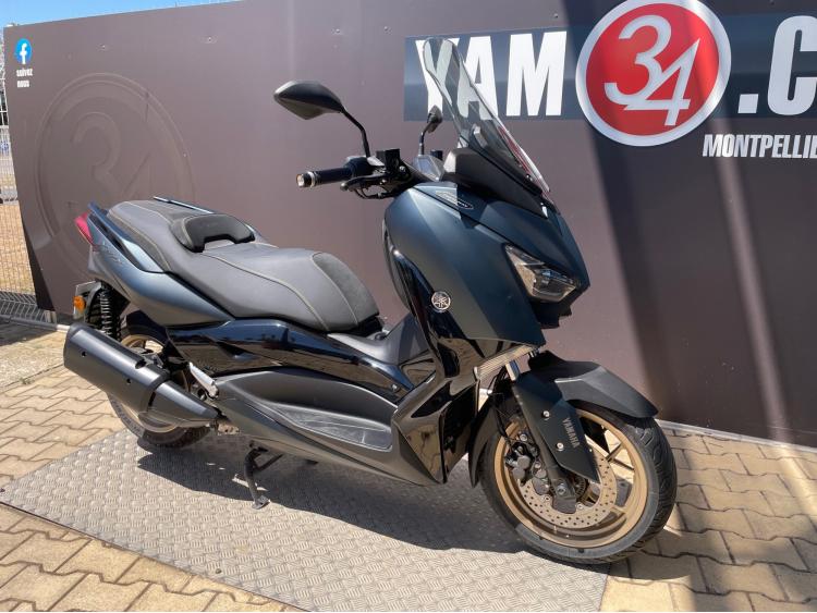 YAMAHA XMAX 300 Tech Max