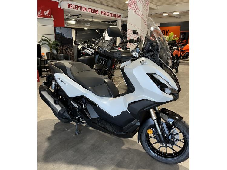 HONDA ADV 350