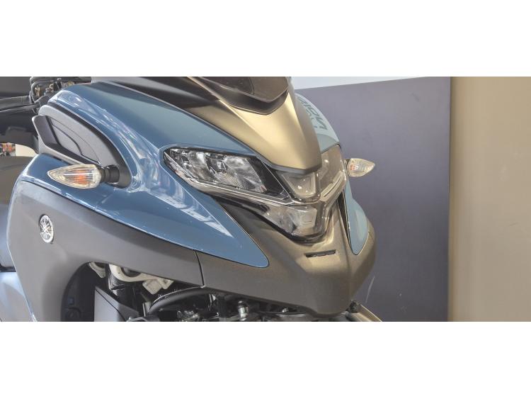 YAMAHA TRICITY 300