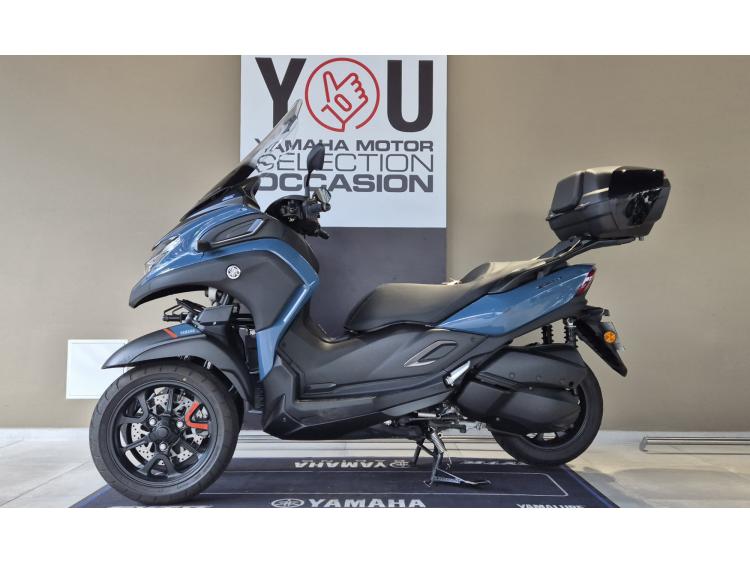 YAMAHA TRICITY 300