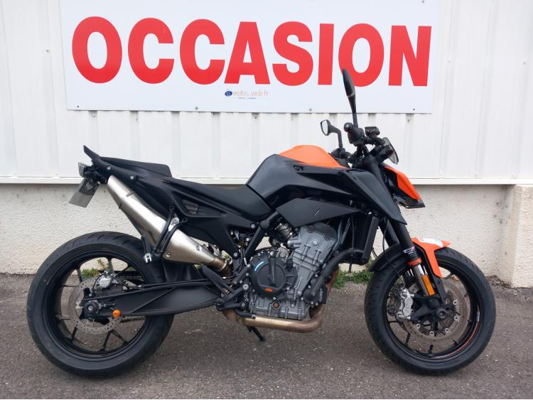 KTM 890 DUKE