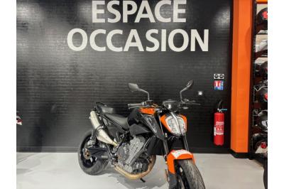 KTM 890 DUKE