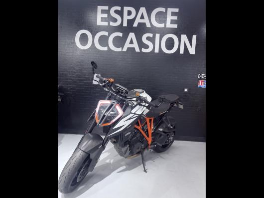KTM 1290 SUPER DUKE R
