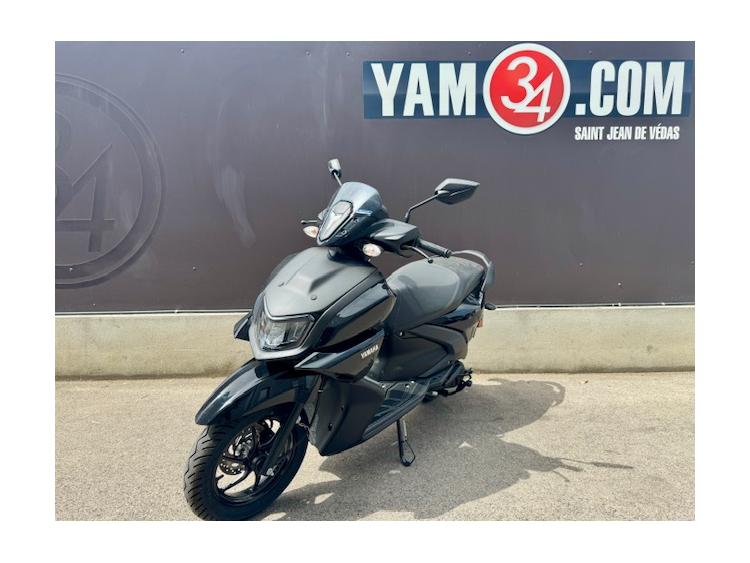 YAMAHA RayZR 125
