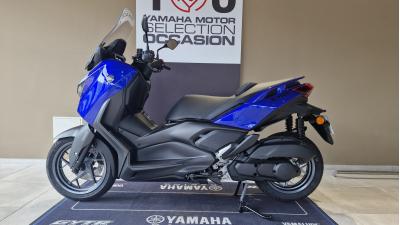 YAMAHA XMAX 125