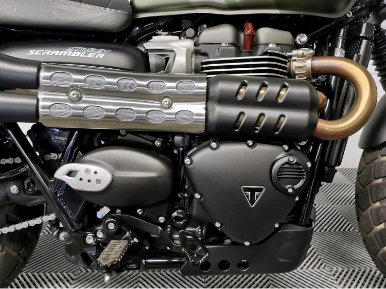 TRIUMPH STREET SCRAMBLER  900 - 1ERE MAIN - ELIGIBLE A2