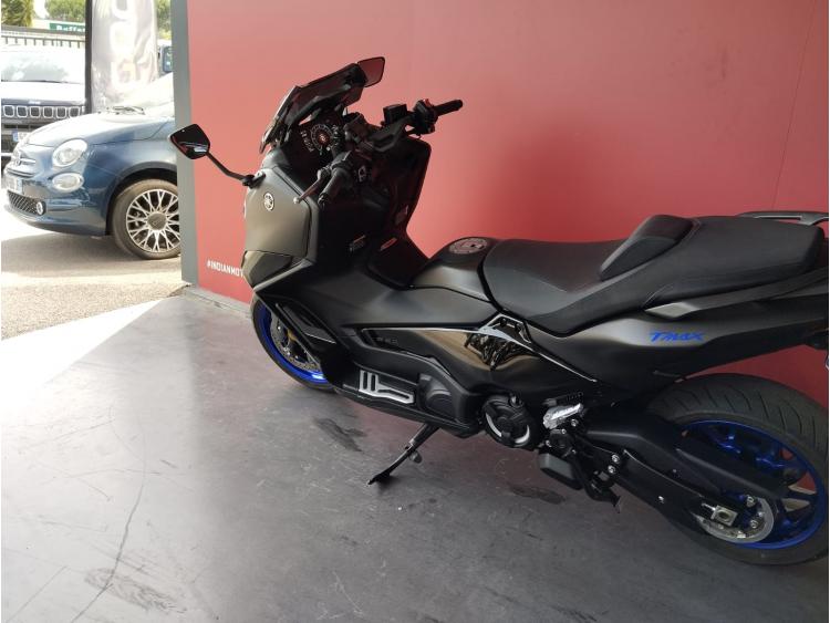 YAMAHA XP T-MAX 560 + EQUIPEMENTS