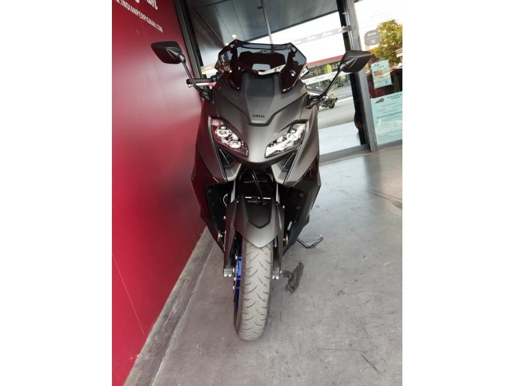 YAMAHA XP T-MAX 560 + EQUIPEMENTS