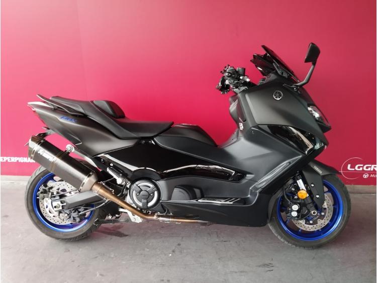 YAMAHA XP T-MAX 560 + EQUIPEMENTS