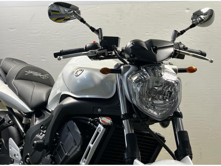 YAMAHA FZ6 N NAKED  S2 98cv