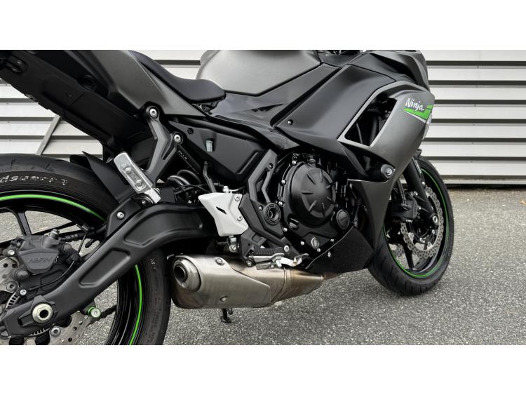 KAWASAKI NINJA 650 47.5