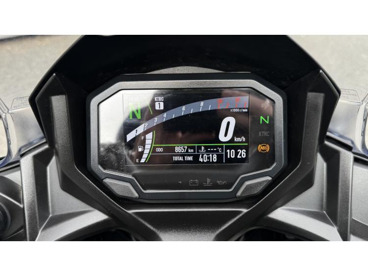 KAWASAKI NINJA 650 47.5