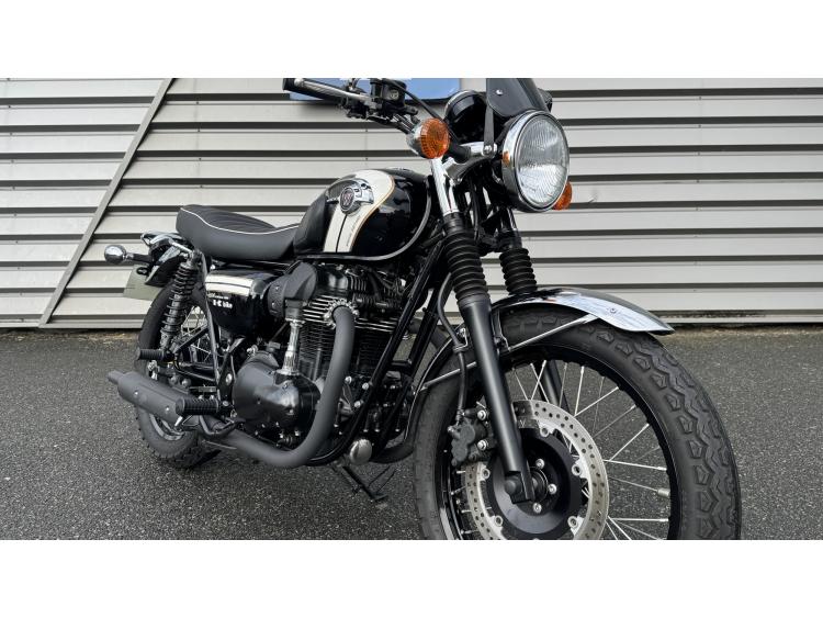 KAWASAKI W 800