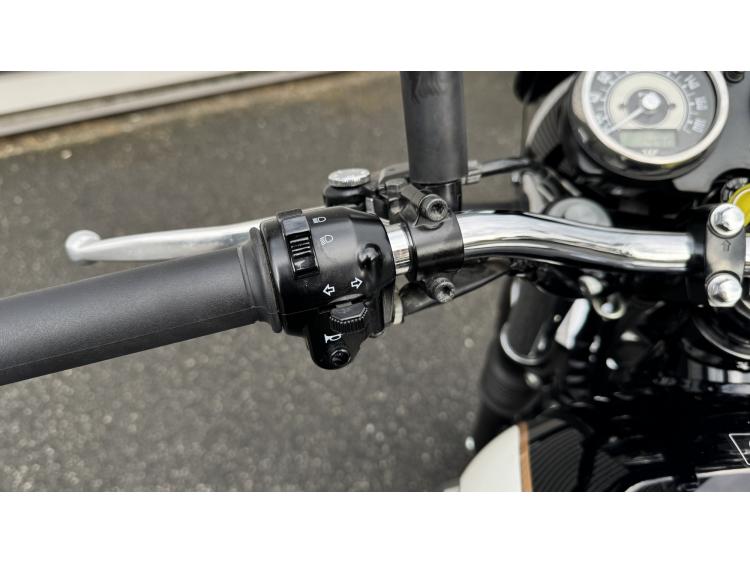 KAWASAKI W 800
