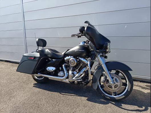 HARLEY-DAVIDSON TOURING STREET GLIDE 1690