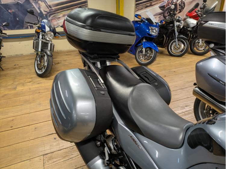 KAWASAKI GTR 1400