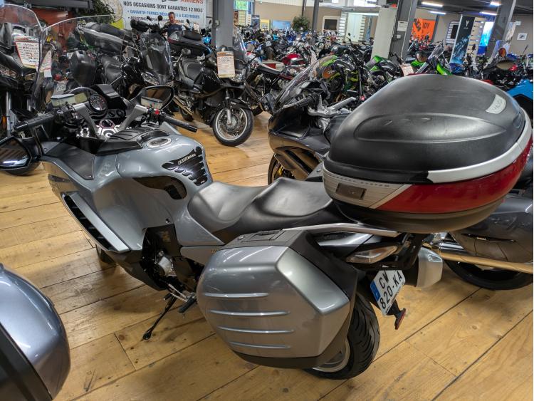 KAWASAKI GTR 1400