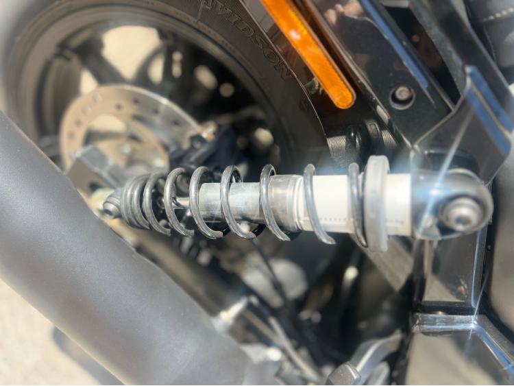 HARLEY-DAVIDSON SPORTSTER NIGHTSTER 975 SPECIAL