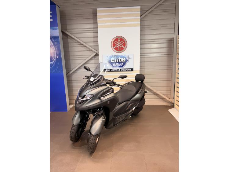 YAMAHA TRICITY 300