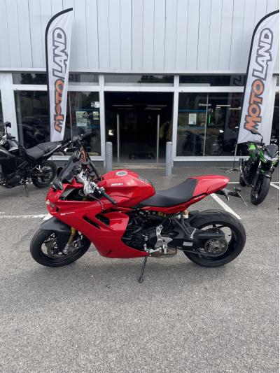 DUCATI SUPERSPORT 937